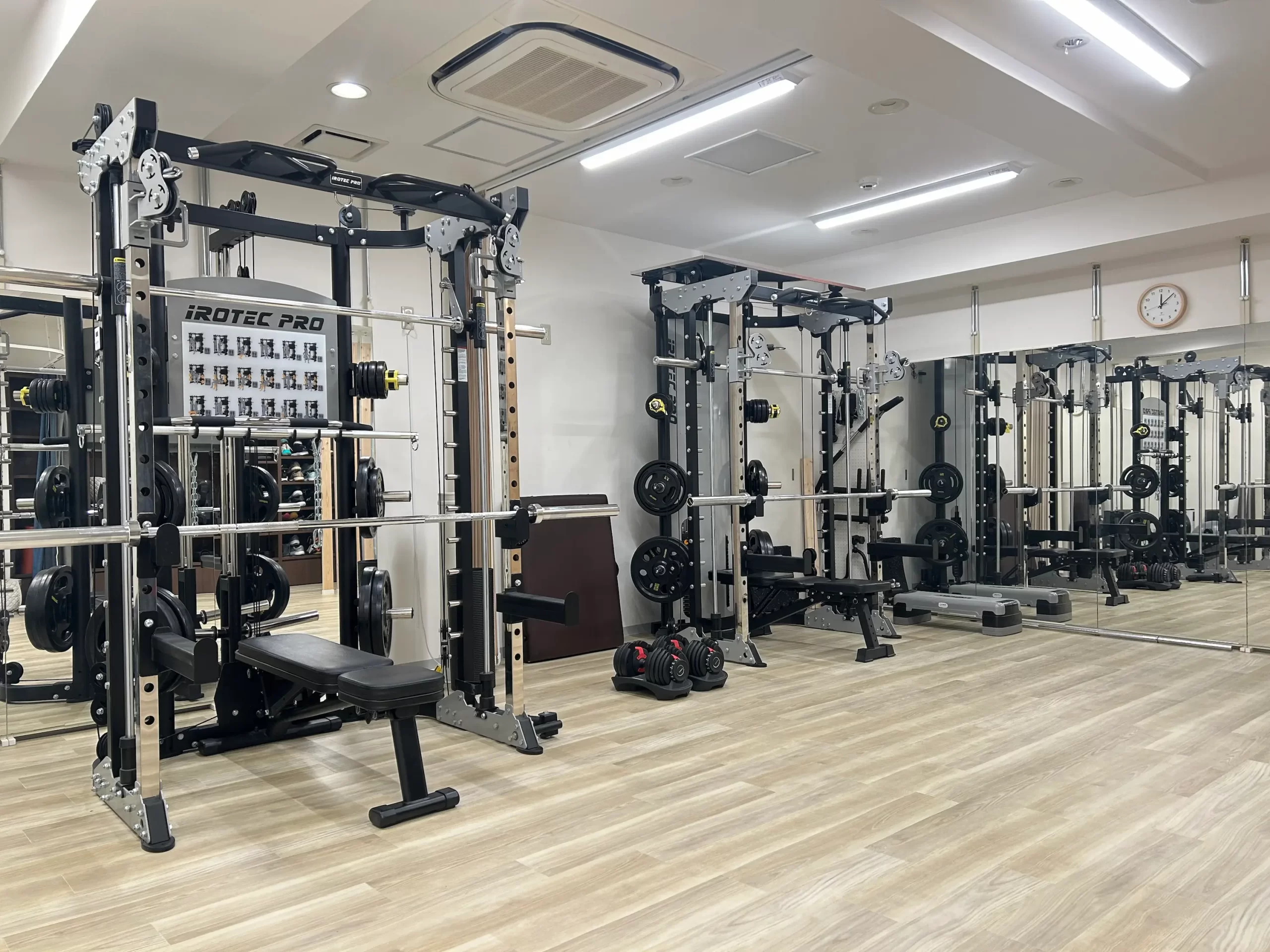 パーソナルトレーニングジム +Act2 の店舗写真