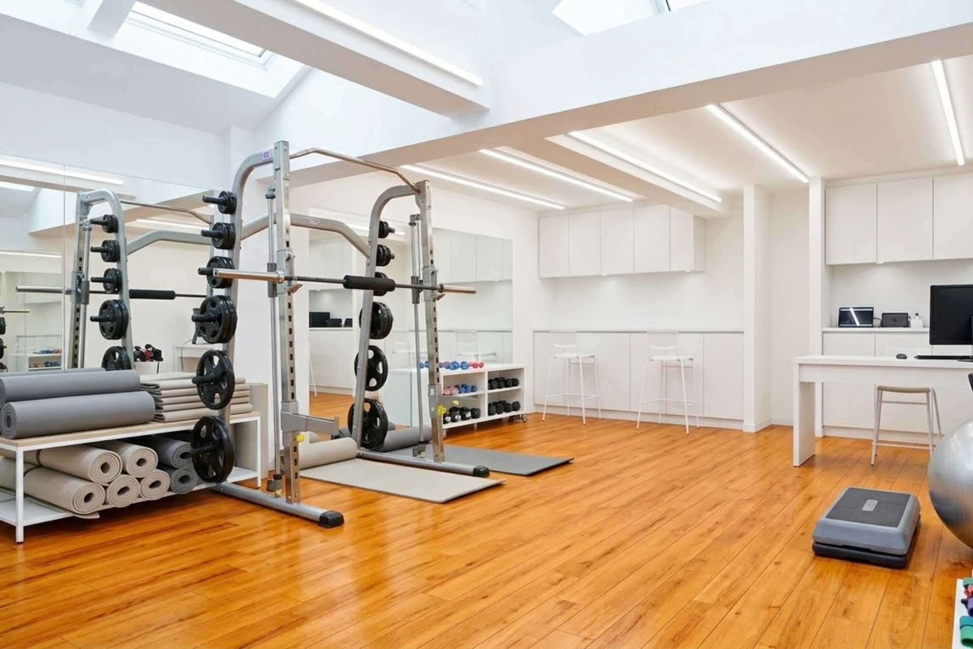 Dee GYM 表参道店 の店舗写真